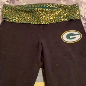 Green Bay packers yoga pants!